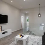 Villa Ourmadeira - Beachfront *