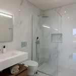 Villa Ourmadeira - Beachfront