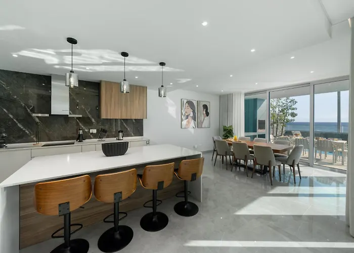 Ourmadeira - Beachfront Villa Madalena do Mar