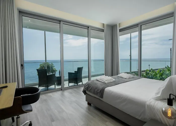 Ourmadeira - Beachfront Madalena do Mar