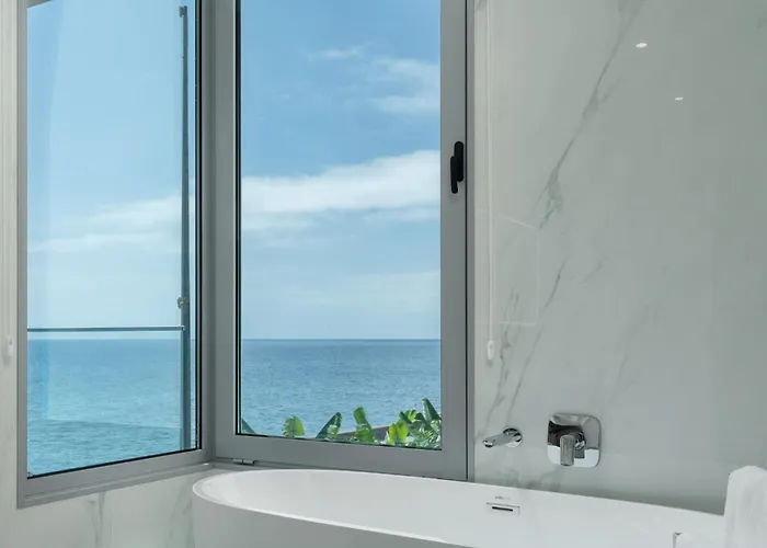 Ourmadeira - Beachfront Madalena do Mar