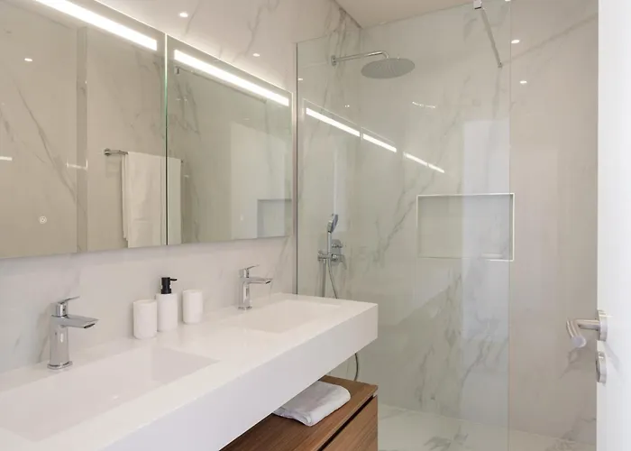 Villa Ourmadeira - Beachfront Madalena do Mar