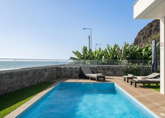 Ourmadeira - Beachfront Villa Madalena do Mar