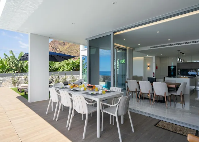 Ourmadeira - Beachfront